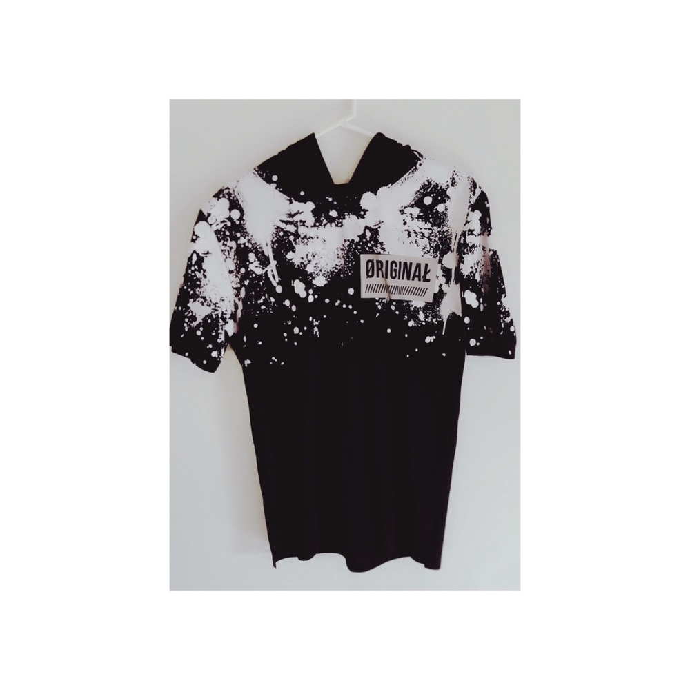 Five.By.Five  “original white and black shirt”